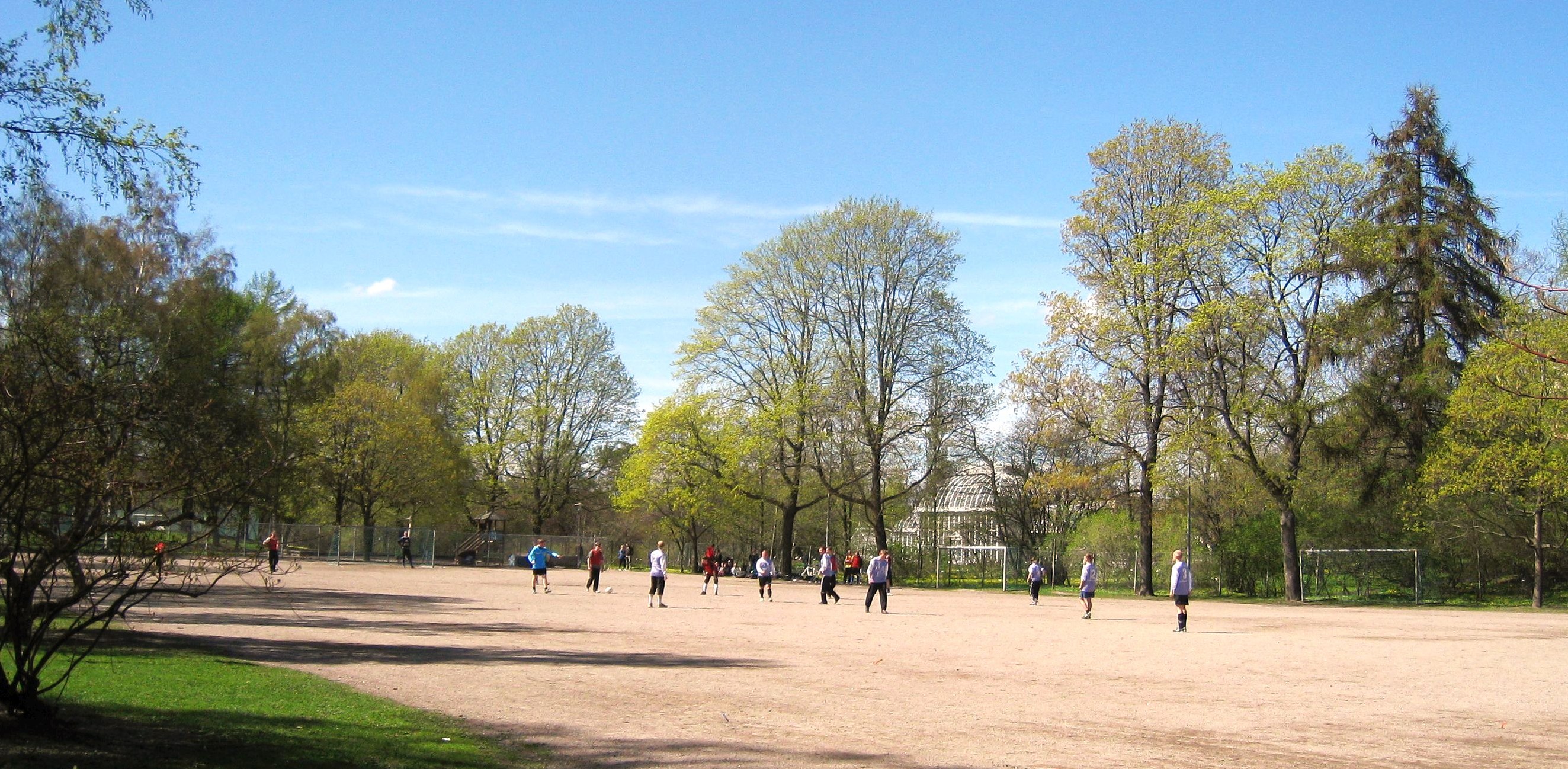 Kaisaniemen puisto.