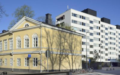 Uusi haastaa vanhan - Turun ruutukaavakeskusta 1900-luvun jälkipuolella
